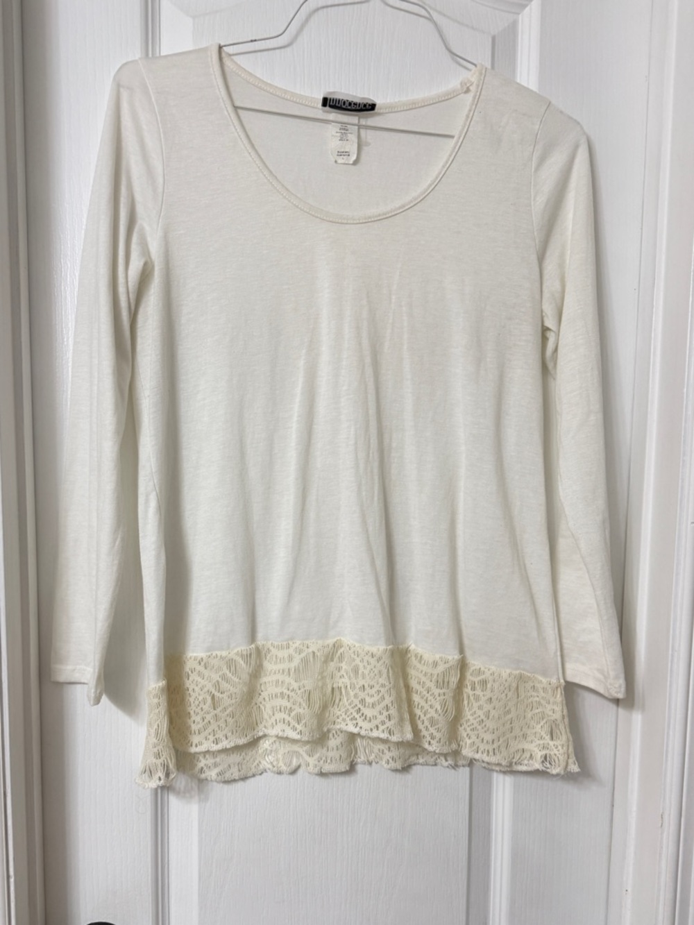 Innocence beige ivory long sleeve top lace hem size L